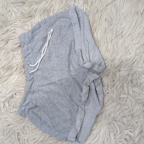 Pants - Dividend shorts